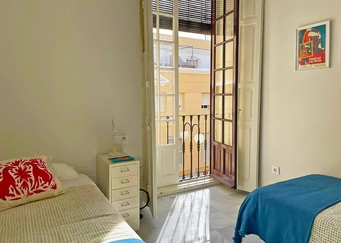 Daire Villamarta - Ole Solutions *